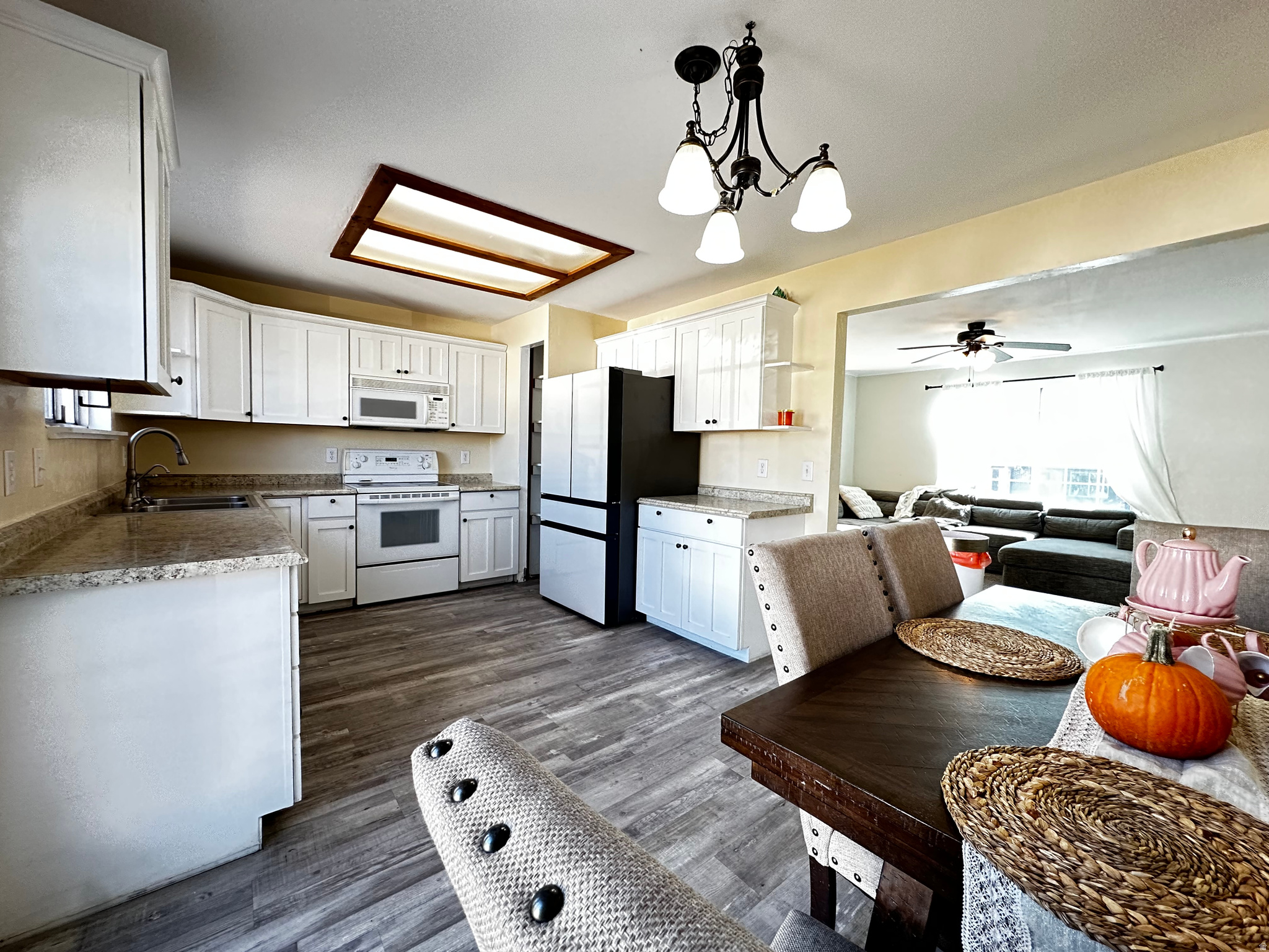 WALNUT HILLS PLAT A - Residential