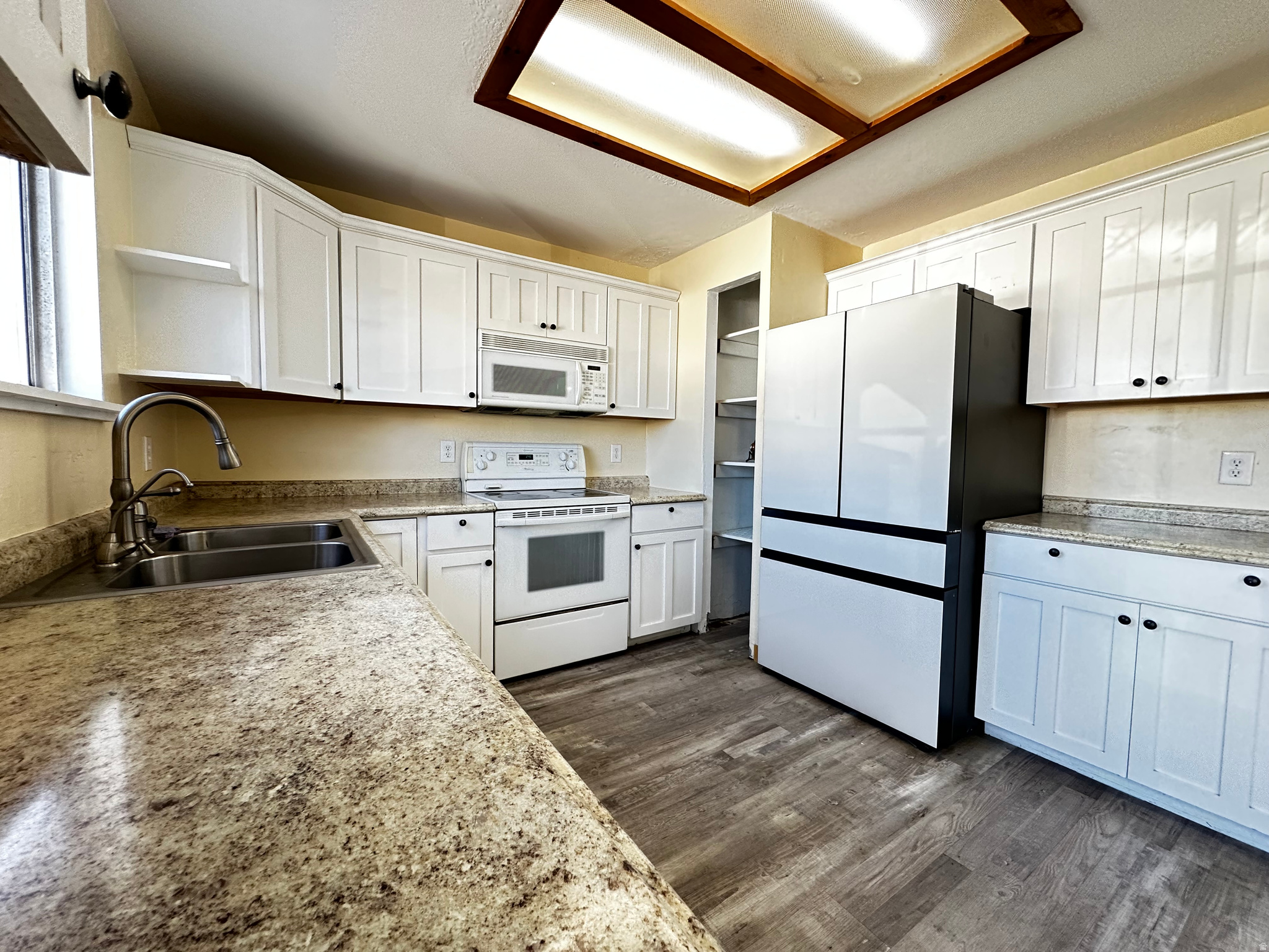 WALNUT HILLS PLAT A - Residential