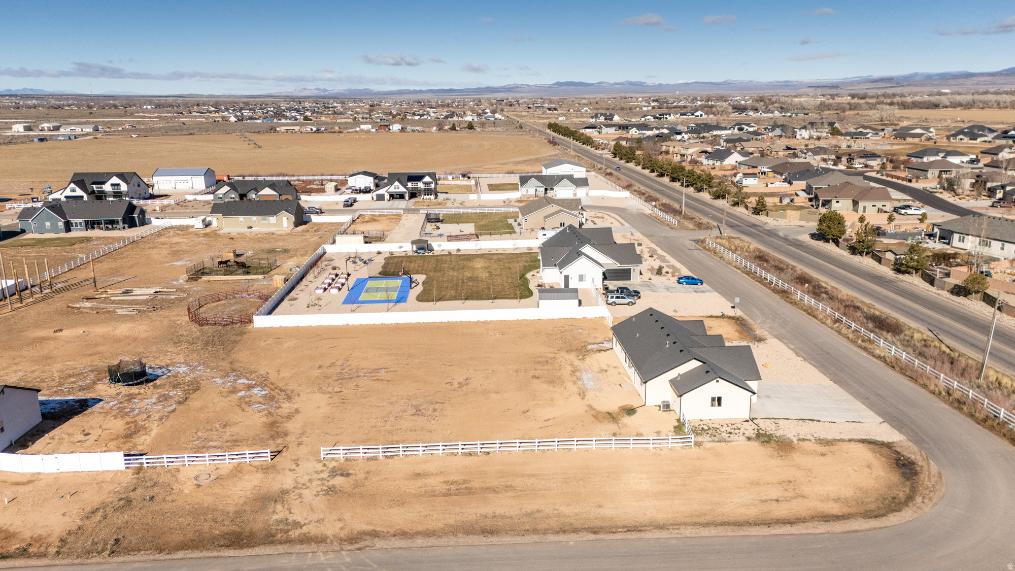 ESTATES AT SUNRISE RANCH - Residential