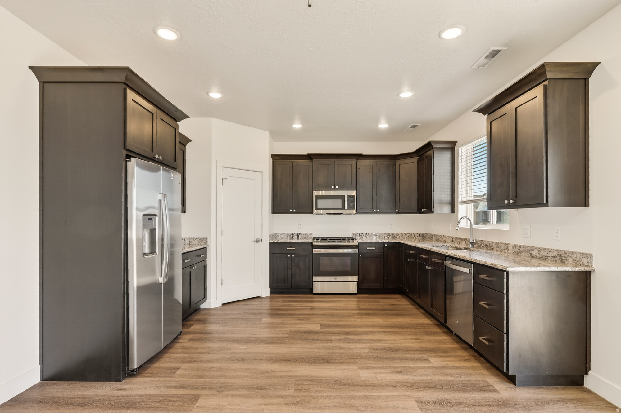 ESTATES AT SUNRISE RANCH - Residential