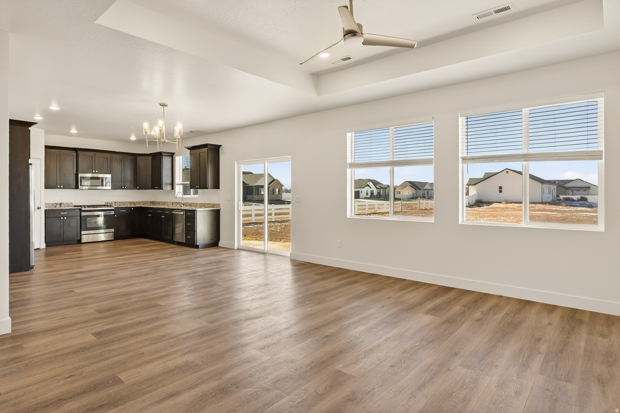 ESTATES AT SUNRISE RANCH - Residential