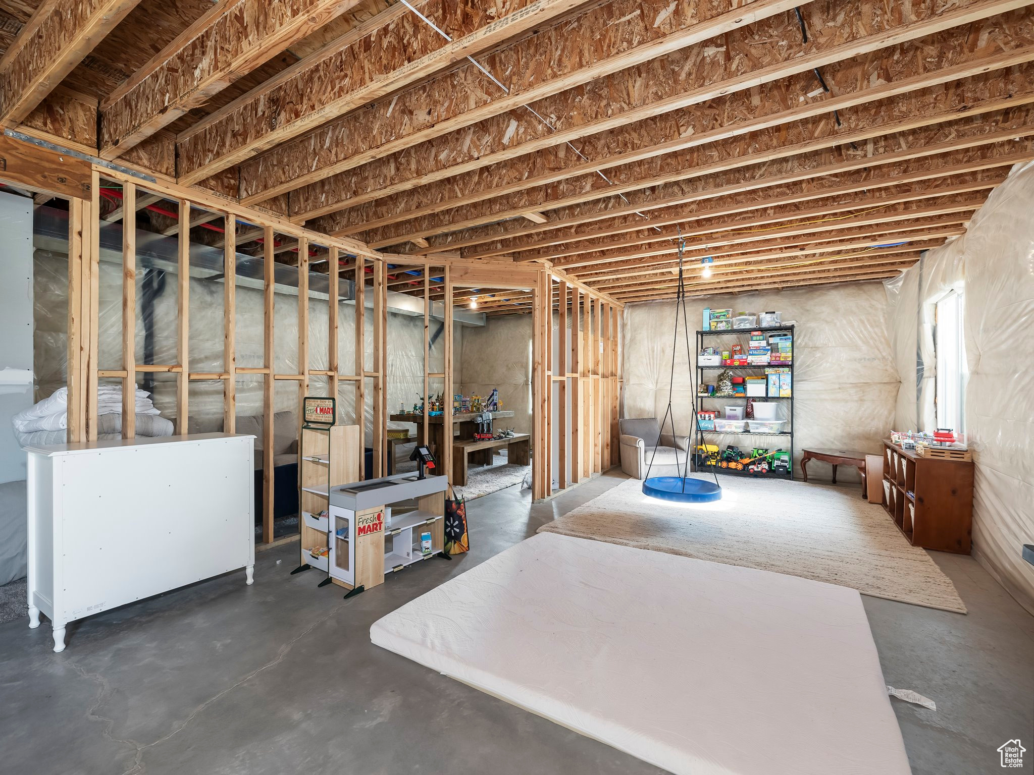 Elk Ridge, Utah 84651, United States, 5 Bedrooms Bedrooms, ,3 BathroomsBathrooms,Residential,Active,4852