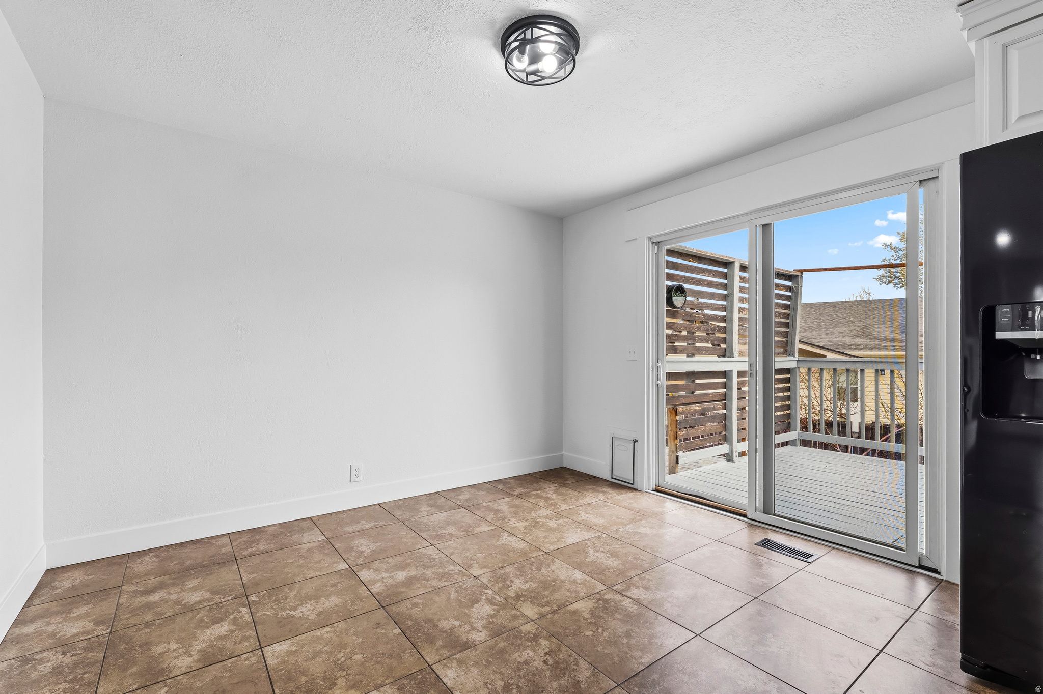 HEW WOOD - Residential