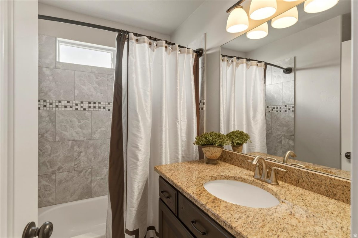 STONE CREEK VILLAGE - Residential