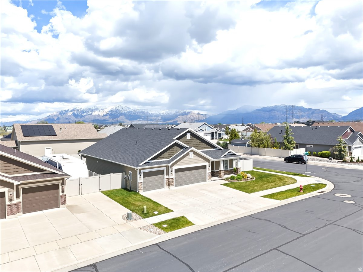 STONE CREEK VILLAGE - Residential