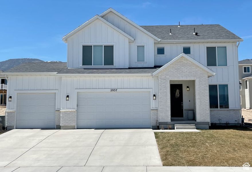One of only 2 large lots available in this beautiful new West Jordan community! One of the last lots large enough to accommodate options like a 3 car garage, rv parking, and plan extensions. This .27 acre new construction lot can be hard to find! Buyers are able to select their own lot, plan, structural options, and colors and finishes in our state of the are design studio. This is the largest lot in the community thus far. Contact the listing agent today while this lot is still available.