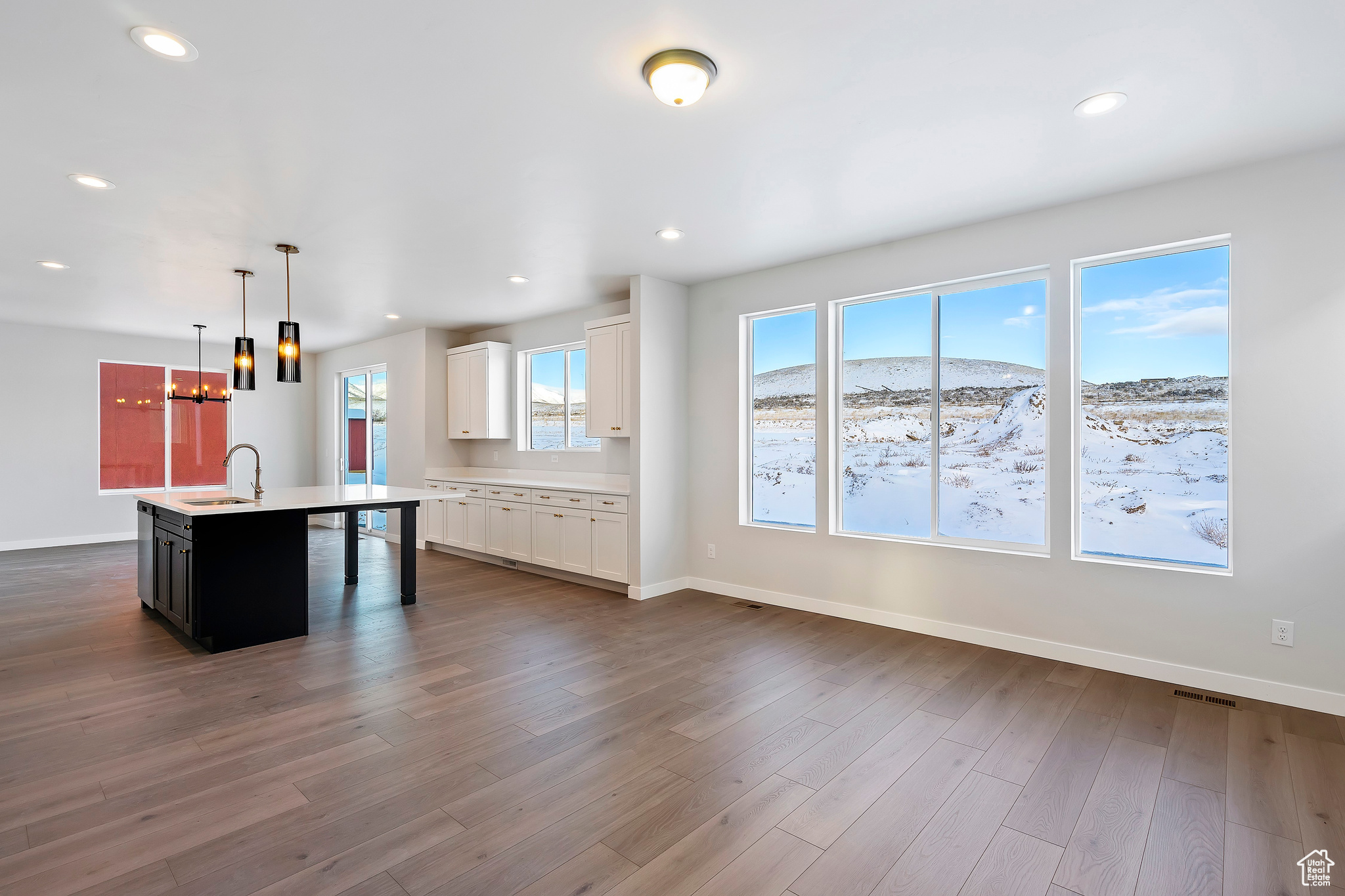 OQUIRRH WEST - Residential