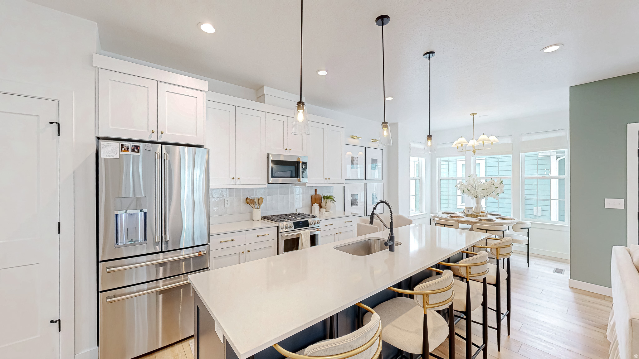 DAYBREAK - Residential