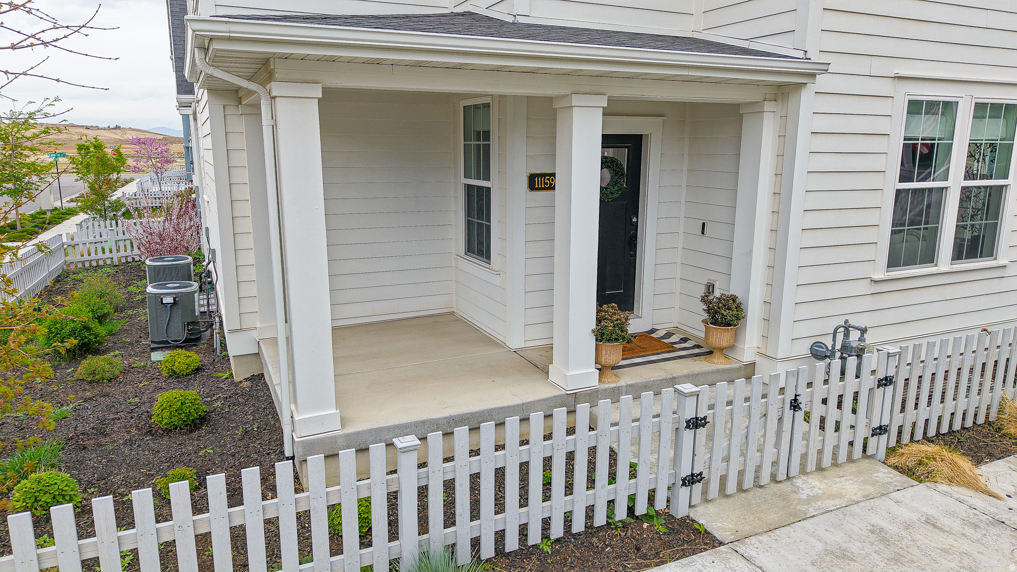 DAYBREAK - Residential