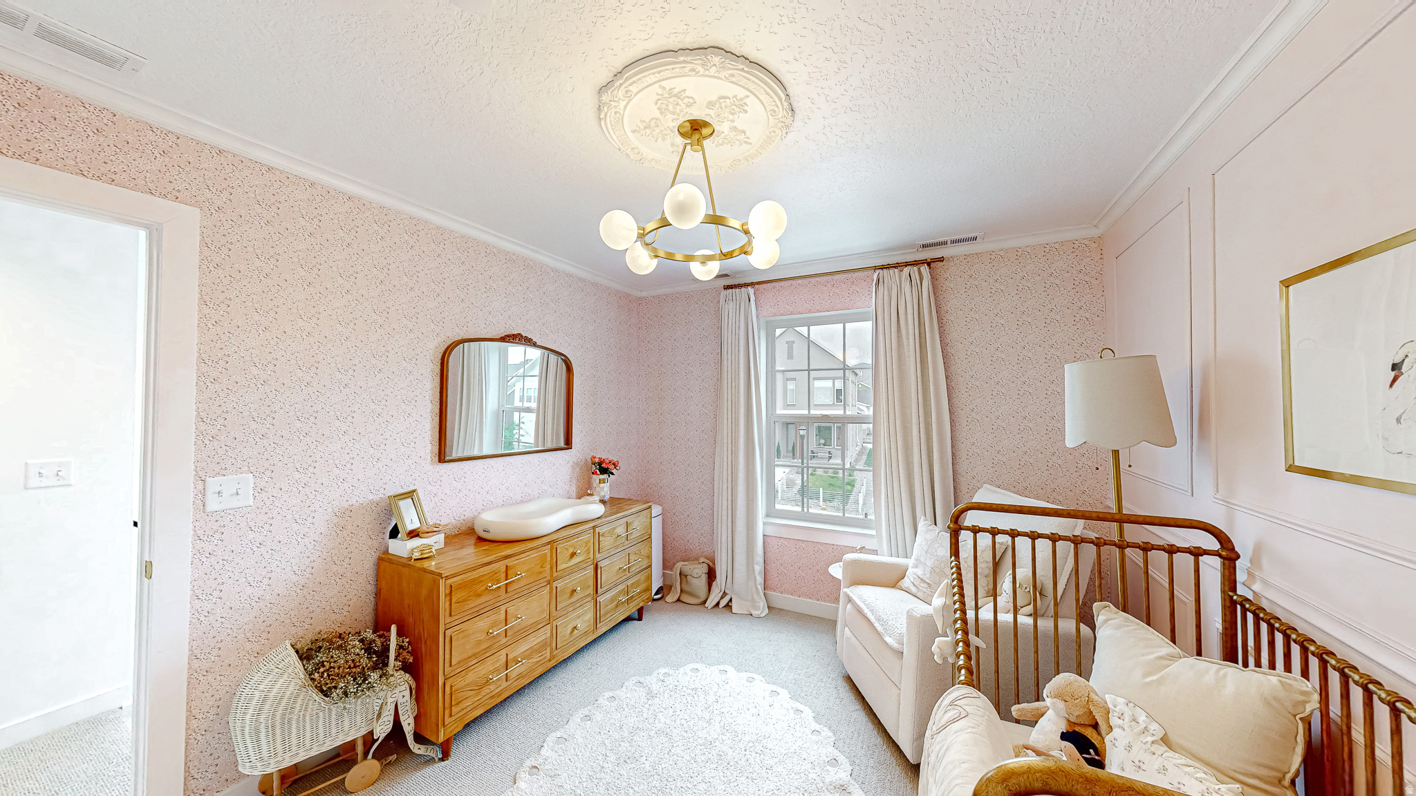 DAYBREAK - Residential