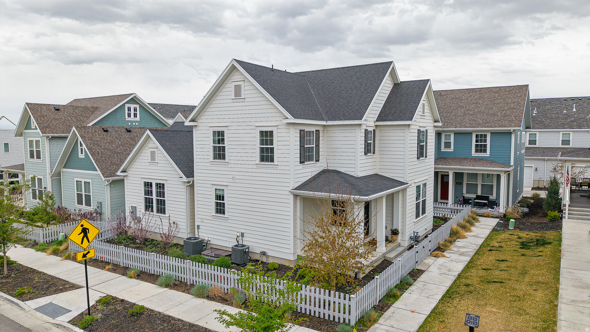 DAYBREAK - Residential