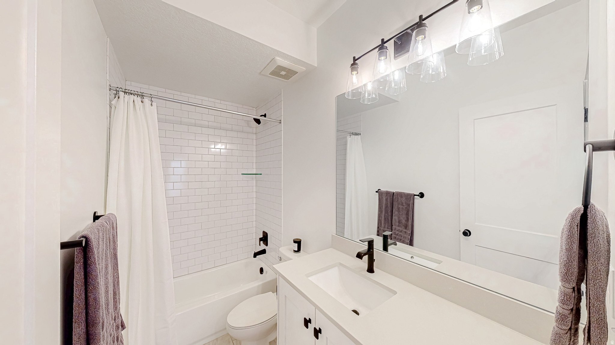 DAYBREAK - Residential