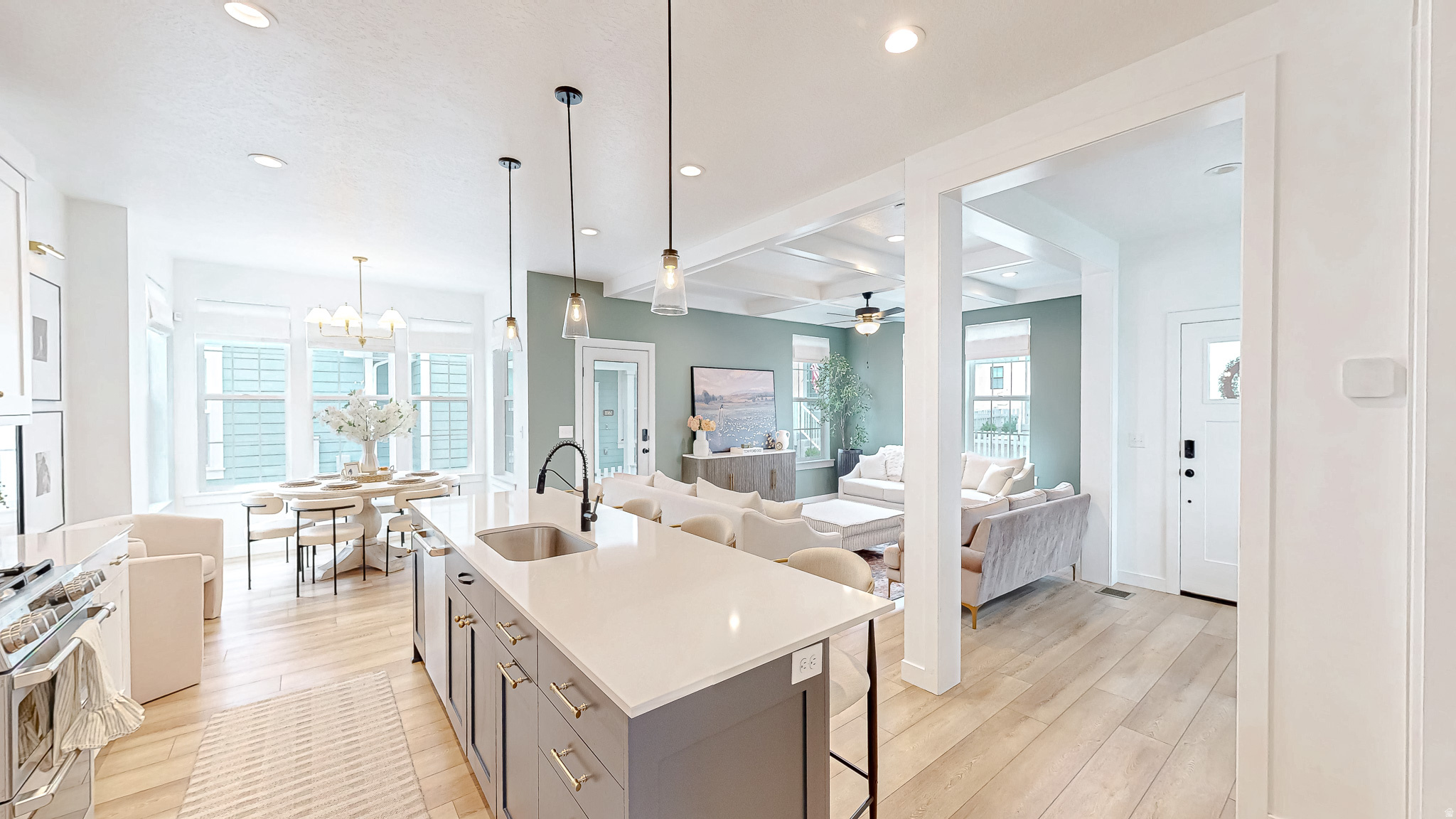 DAYBREAK - Residential