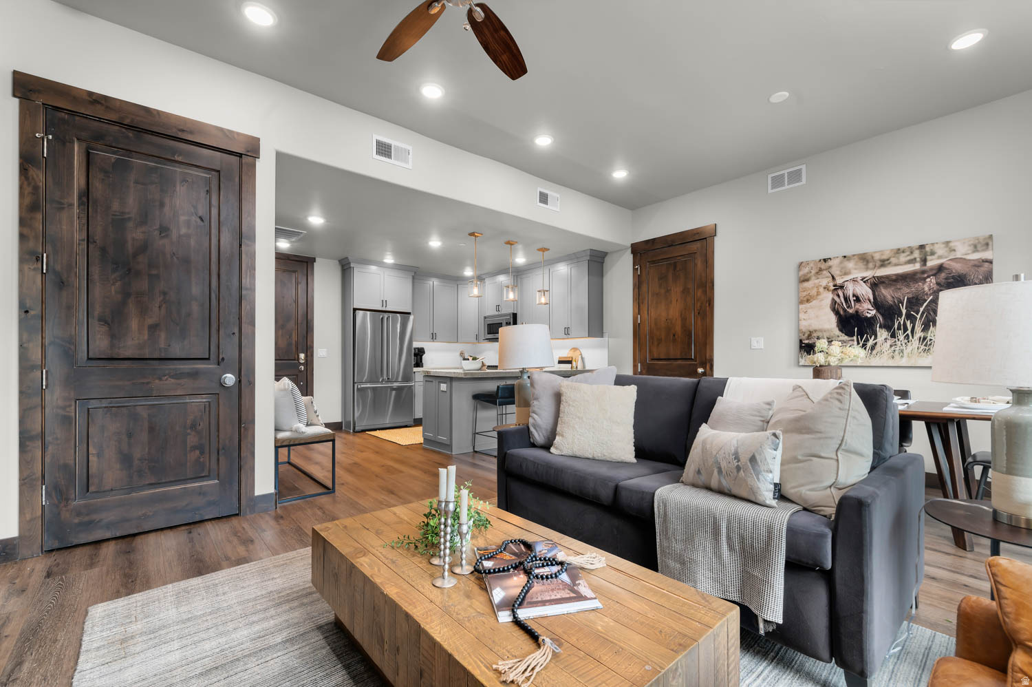 THE LOFTS AT BLCKSTO - Residential