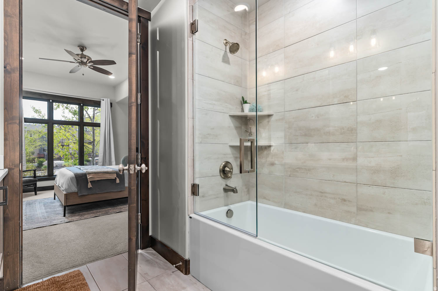 THE LOFTS AT BLCKSTO - Residential