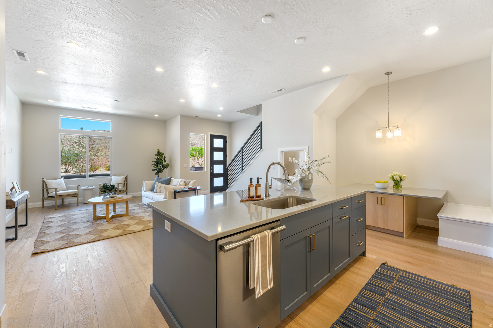 ATKINVILLE TOWNHOMES AT DESERT COLOR - Residential