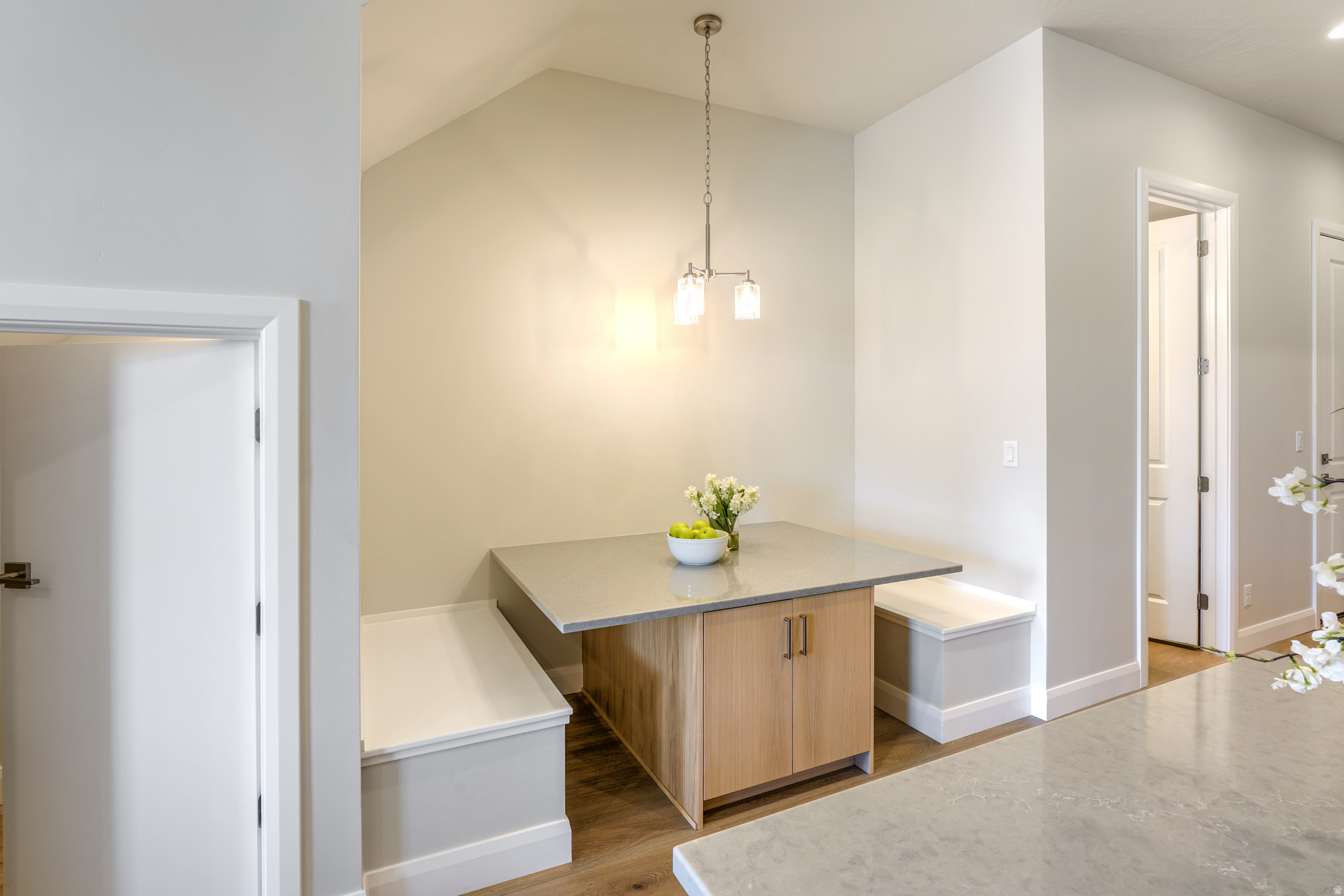 ATKINVILLE TOWNHOMES AT DESERT COLOR - Residential