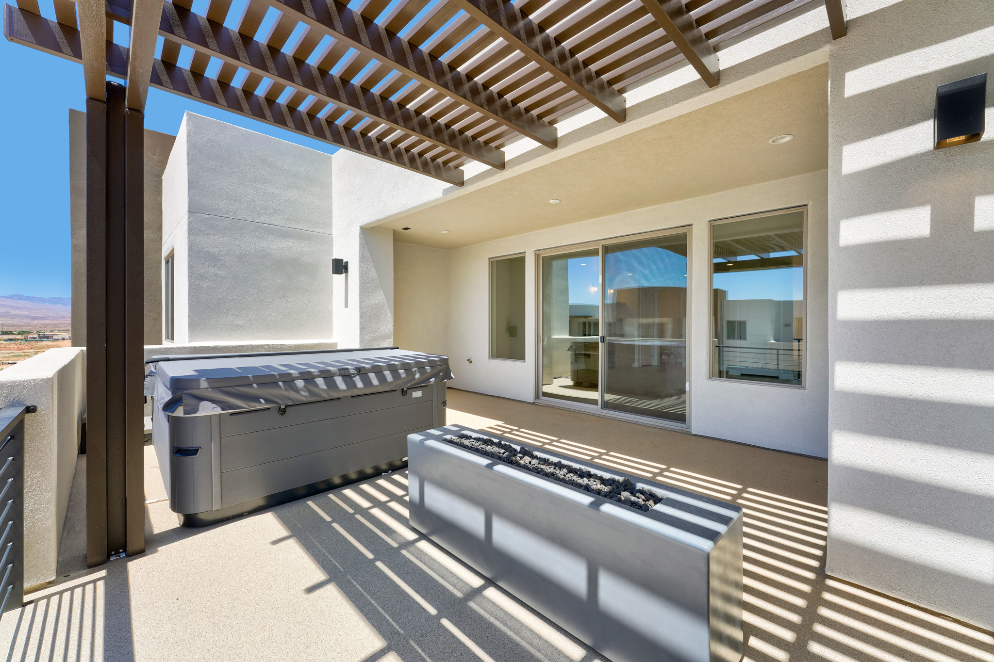 ATKINVILLE TOWNHOMES AT DESERT COLOR - Residential