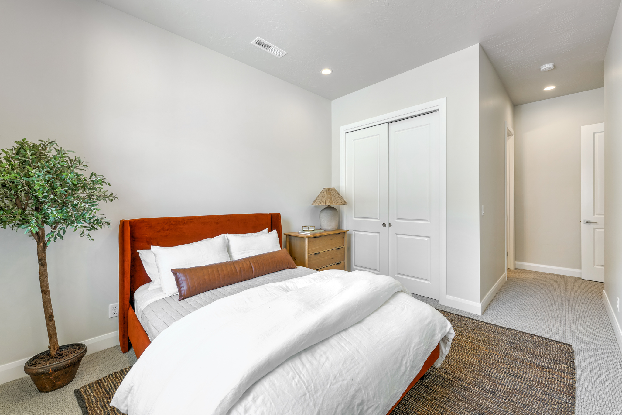 ATKINVILLE TOWNHOMES AT DESERT COLOR - Residential