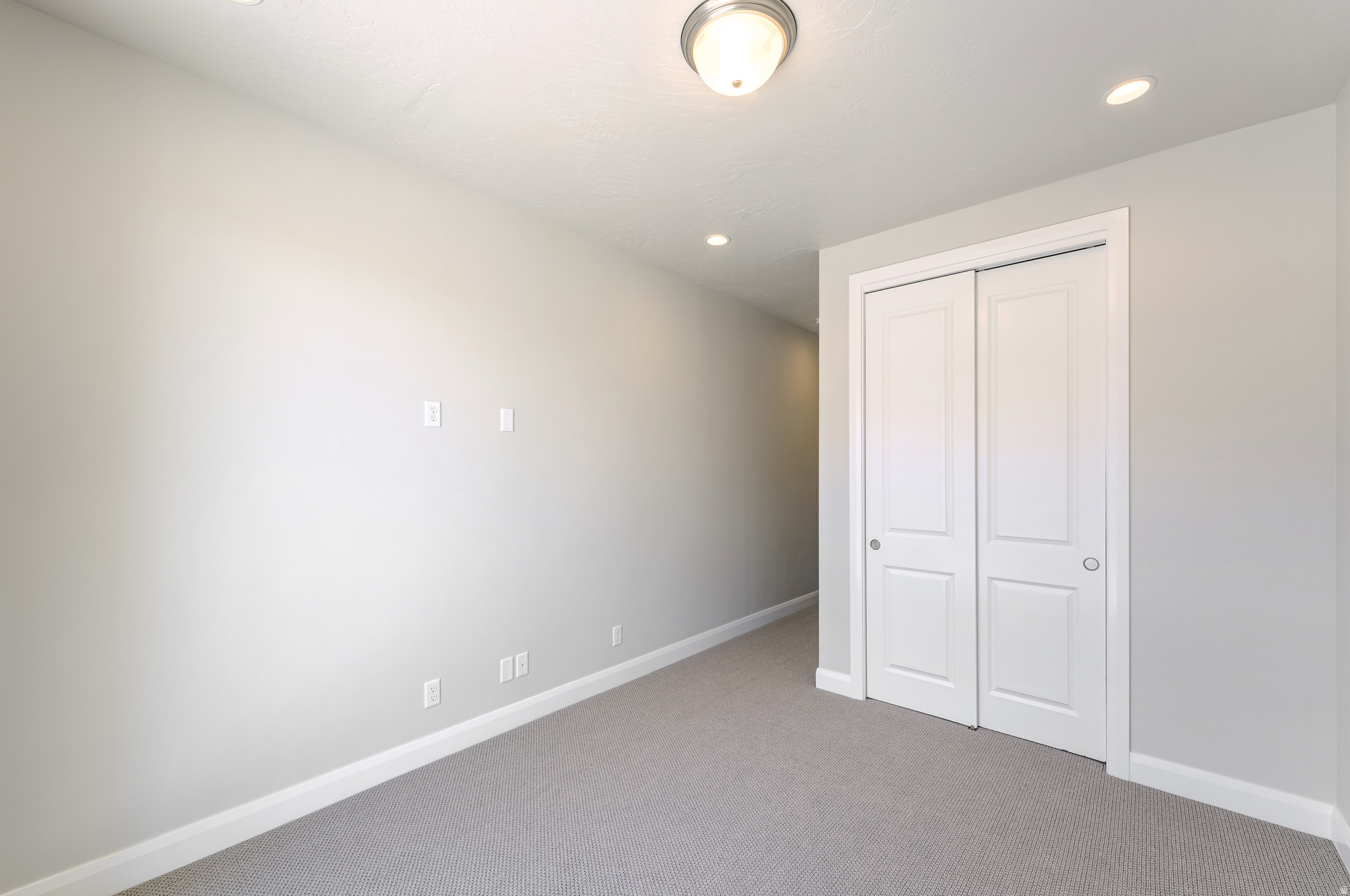 ATKINVILLE TOWNHOMES AT DESERT COLOR - Residential