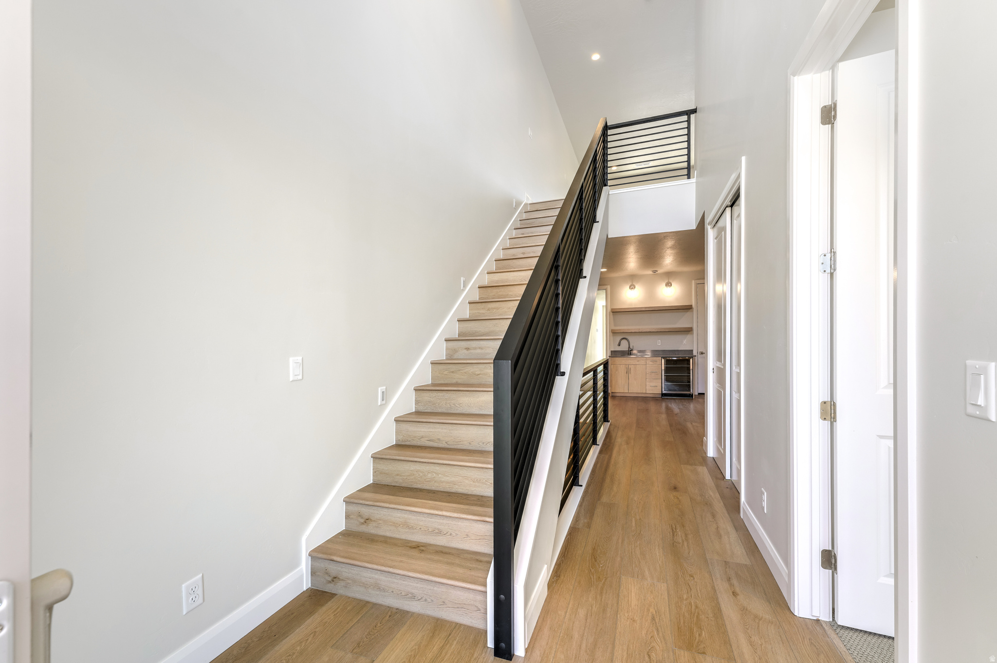 ATKINVILLE TOWNHOMES AT DESERT COLOR - Residential