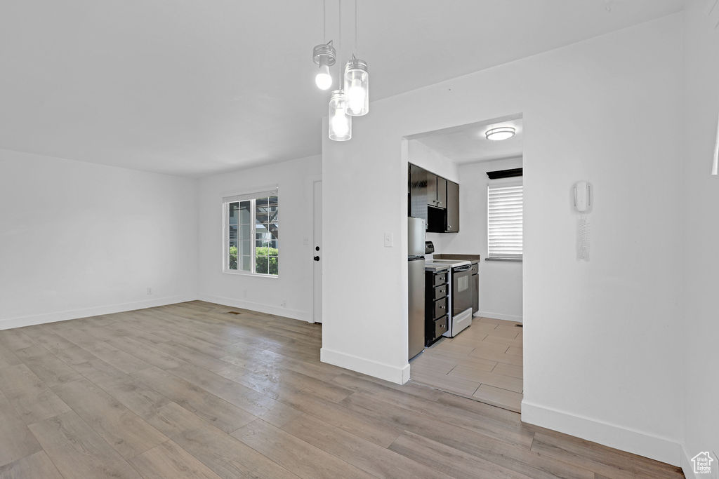 COVENTRY MANOR - Residential