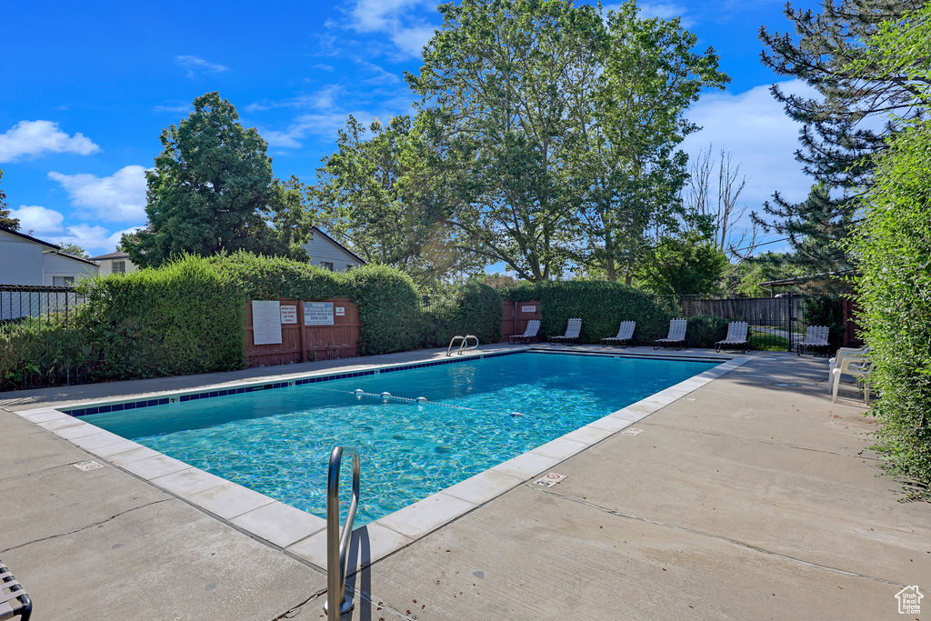 COVENTRY MANOR - Residential