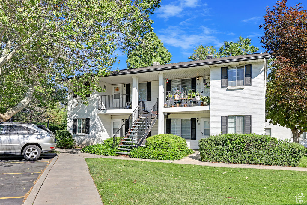 COVENTRY MANOR - Residential