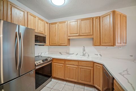 Condo For Sale - 838 E South Temple Dr #303<br/> Salt Lake City, UT 84102
