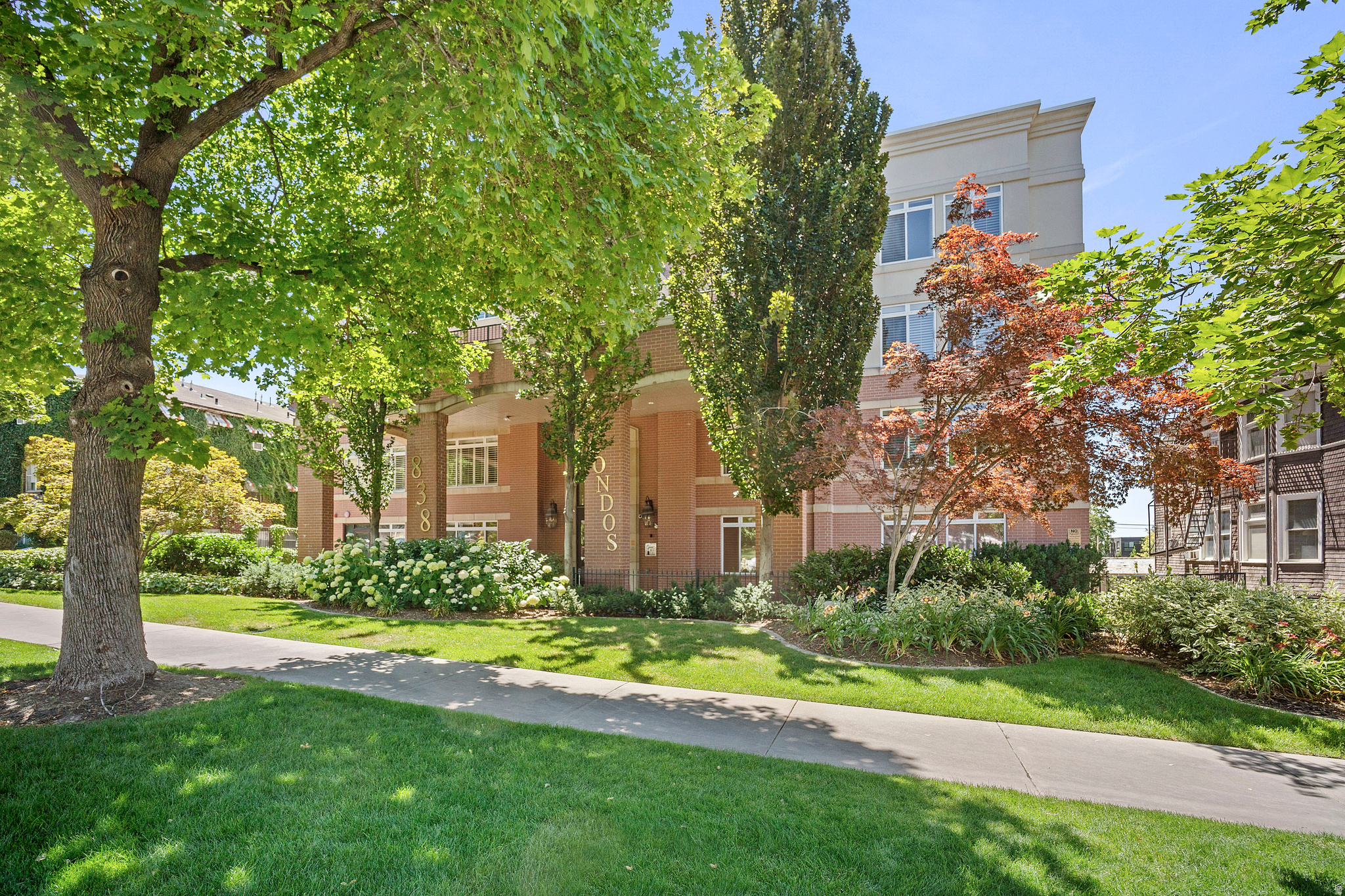 838 SOUTH TEMPLE - Residential