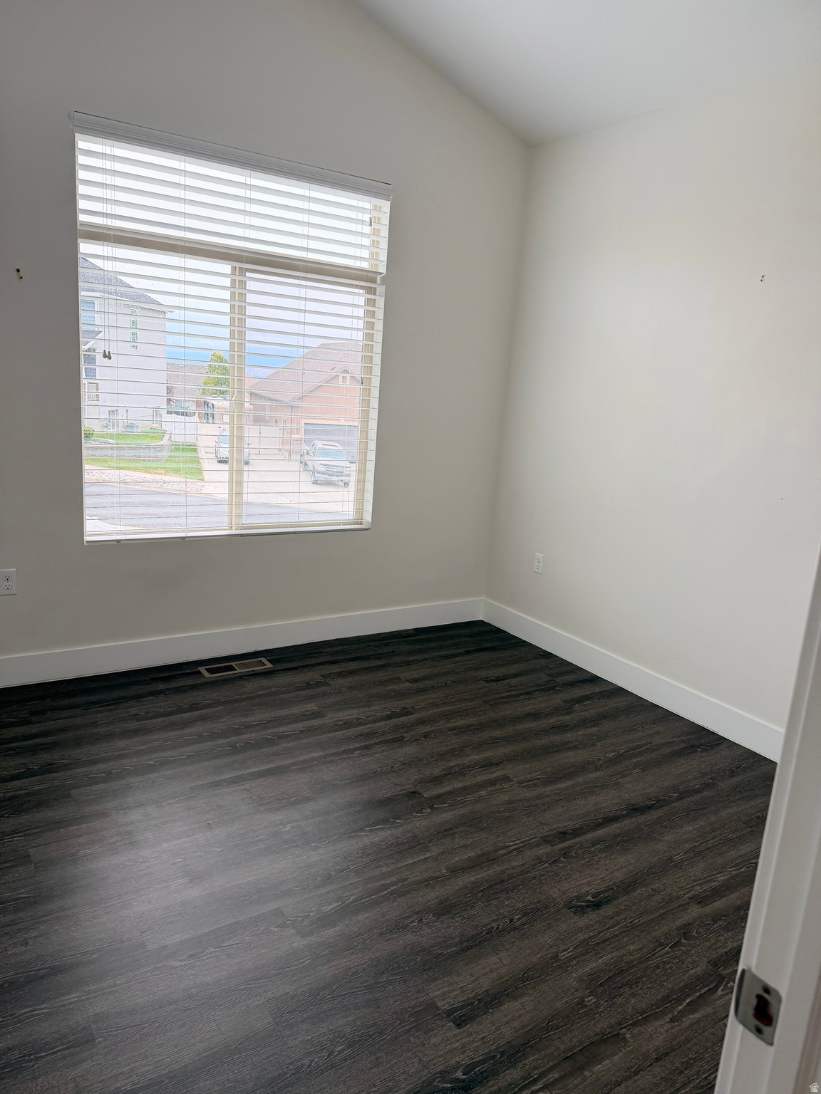 DIAMOND SUMMIT UNIT 1 - Residential