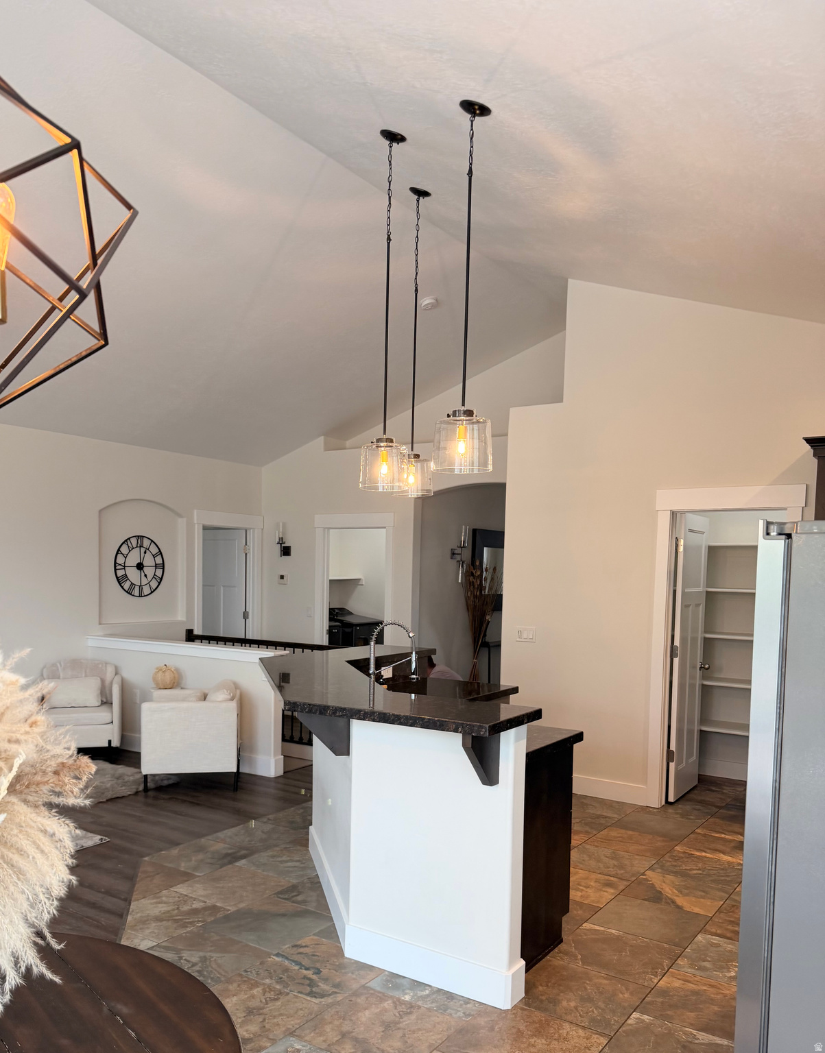 DIAMOND SUMMIT UNIT 1 - Residential