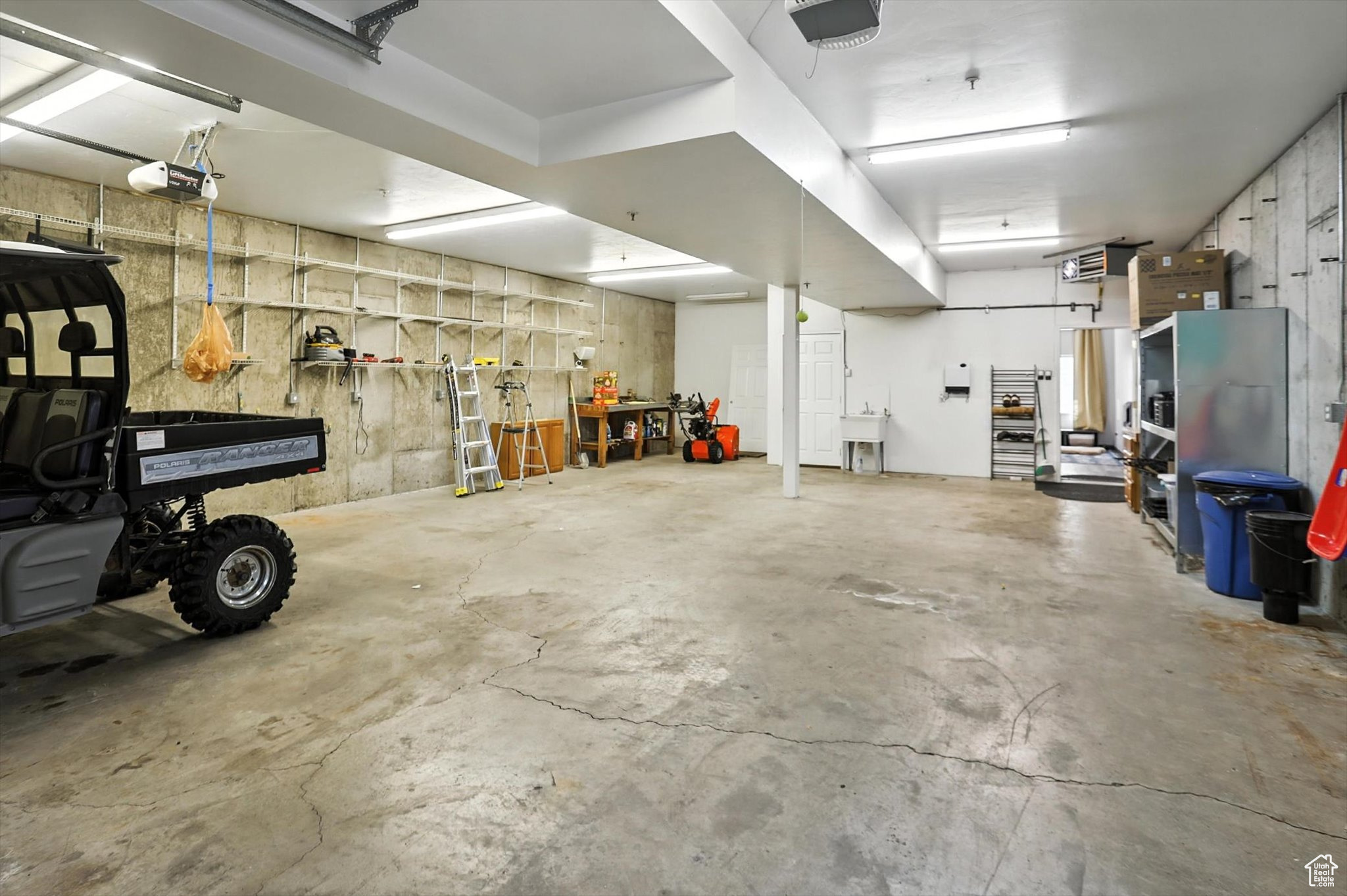 TIMBER LAKES - Residential