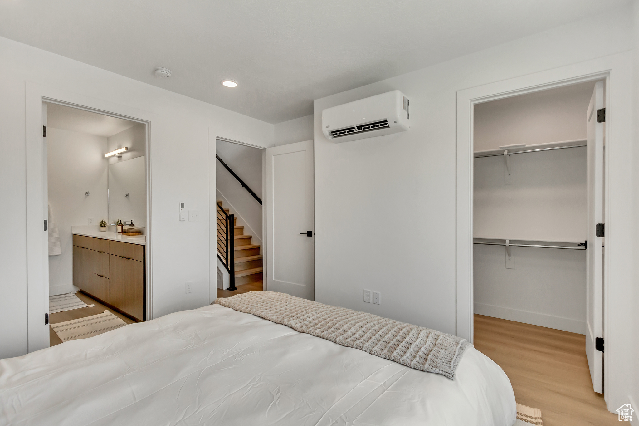 OPUS GREEN - Residential