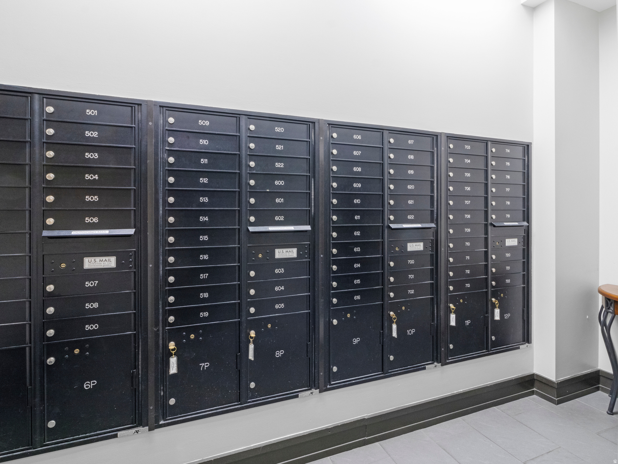 THE METRO - Residential