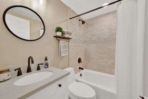 Tiny photo for 1358 E HEATHERTON CIR, Murray, UT 84121 (MLS # 2173432)