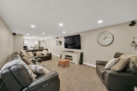 Tiny photo for 1358 E HEATHERTON CIR, Murray, UT 84121 (MLS # 2173432)