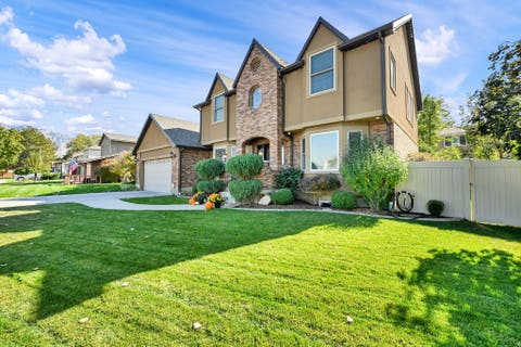 Tiny photo for 1358 E HEATHERTON CIR, Murray, UT 84121 (MLS # 2173432)
