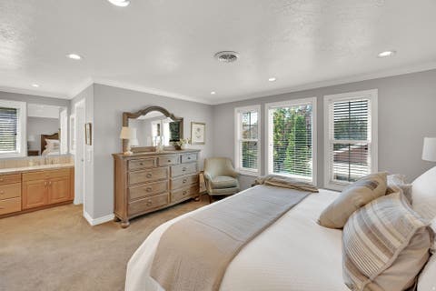 Tiny photo for 1358 E HEATHERTON CIR, Murray, UT 84121 (MLS # 2173432)