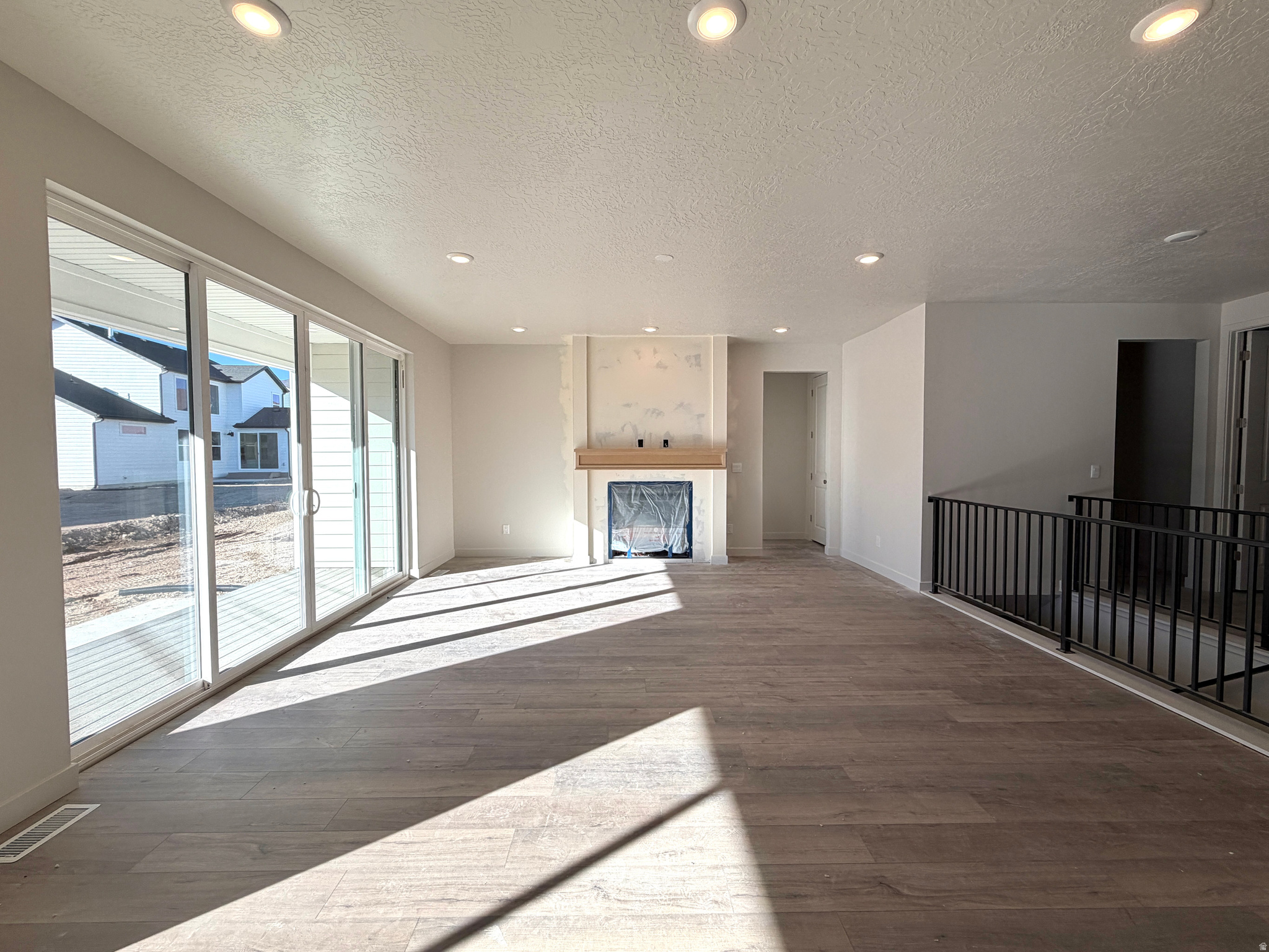 FIREFLY - Residential