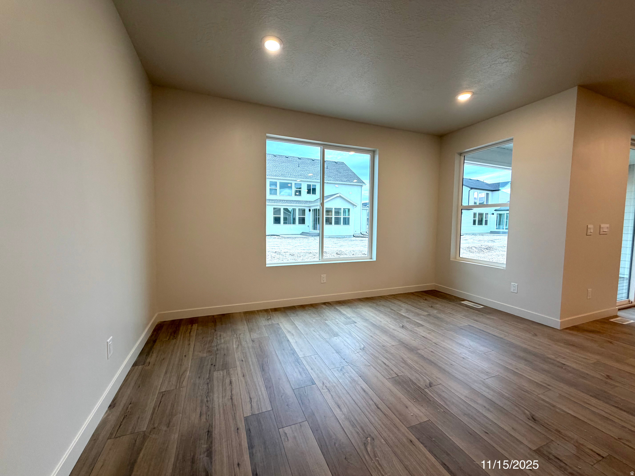 FIREFLY - Residential