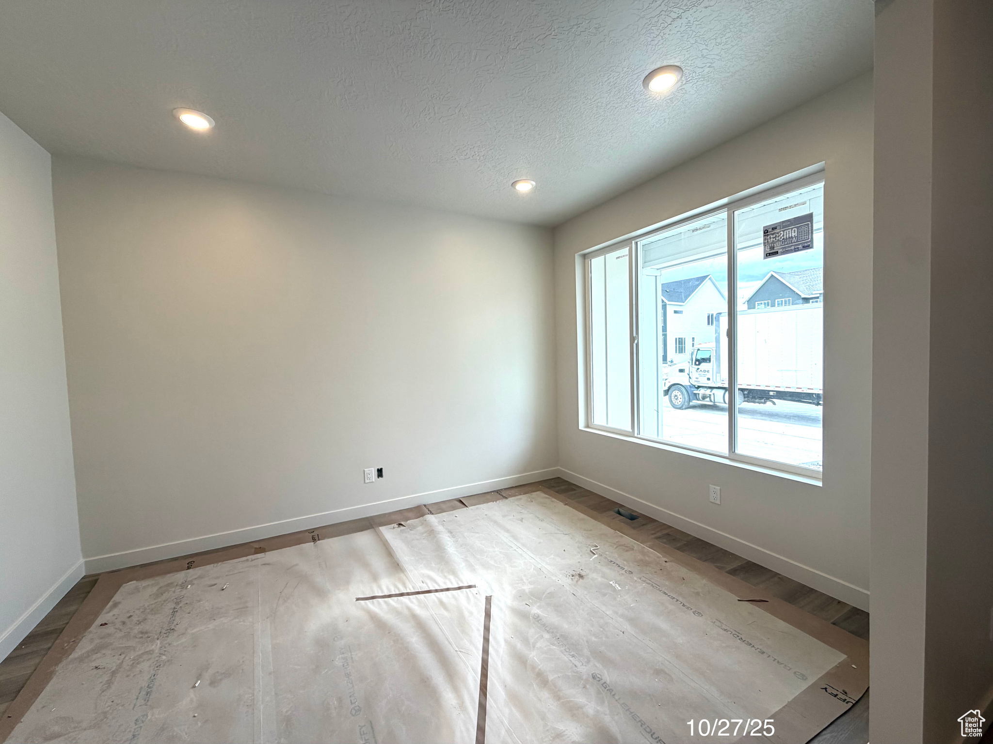 FIREFLY - Residential