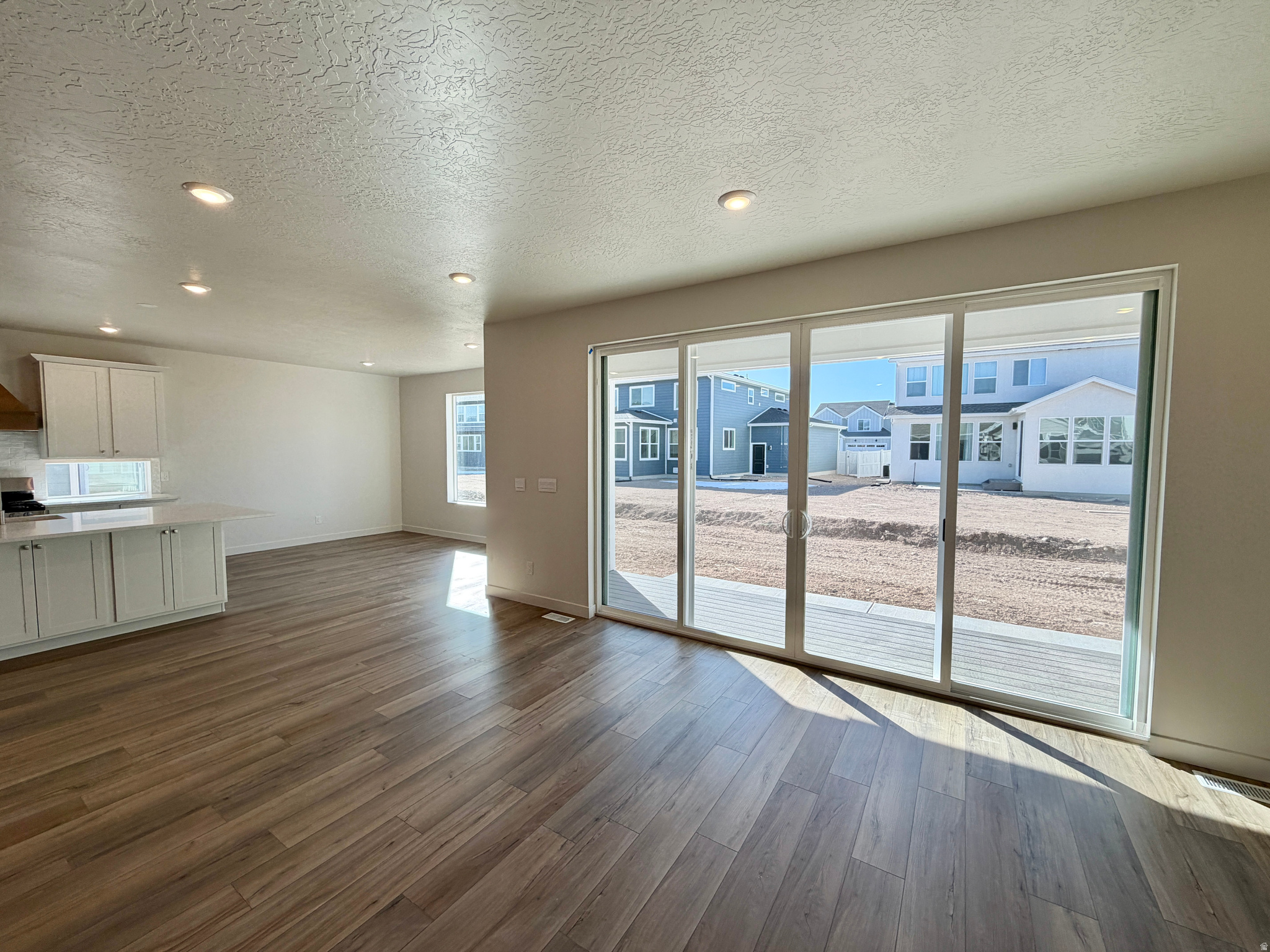 FIREFLY - Residential