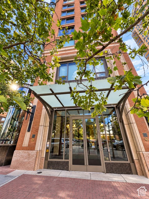 Condo For Sale - 55 W South Temple St #404<br/> Salt Lake City, UT 84101