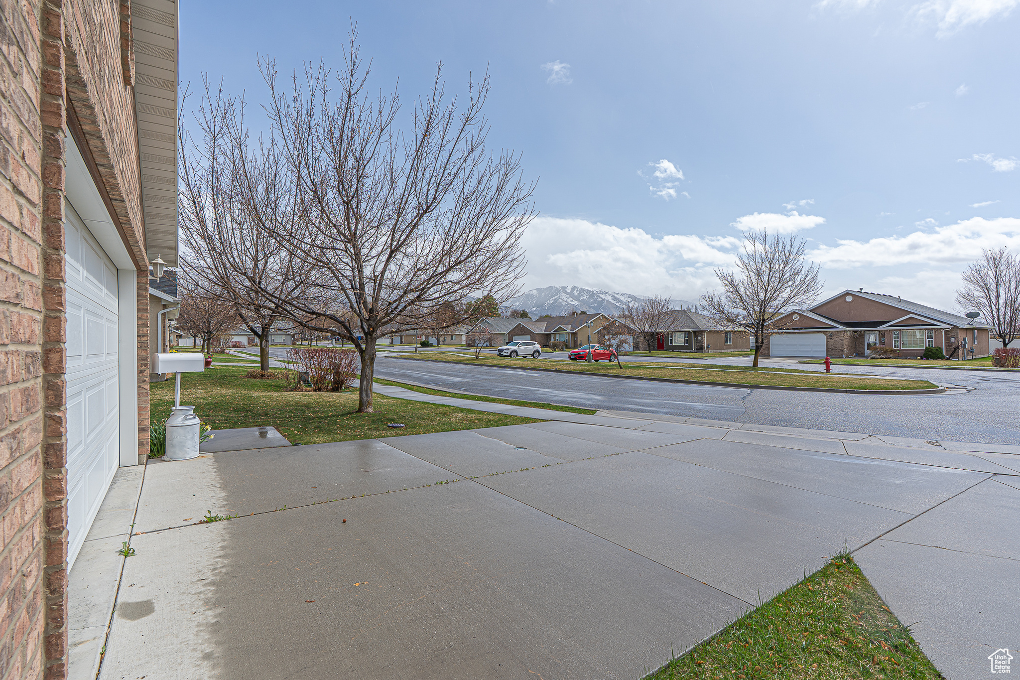 HYDE PARK RETIREMENT - Residential