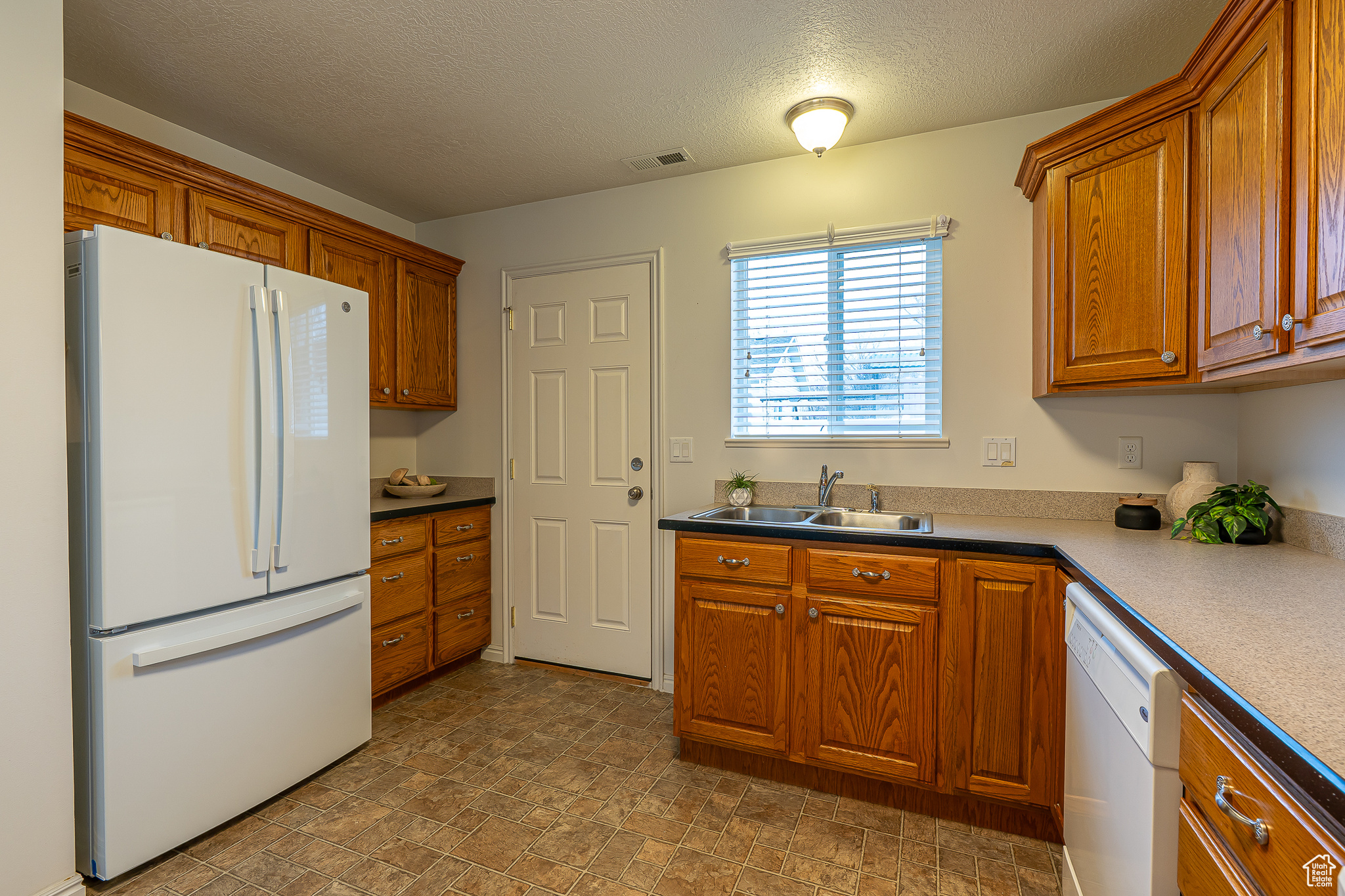HYDE PARK RETIREMENT - Residential
