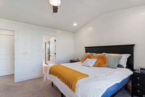 Tiny photo for 2440 W 2900 N, Farr West, UT 84404 (MLS # 2121783)