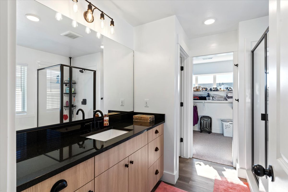 HART ESTATES - Residential