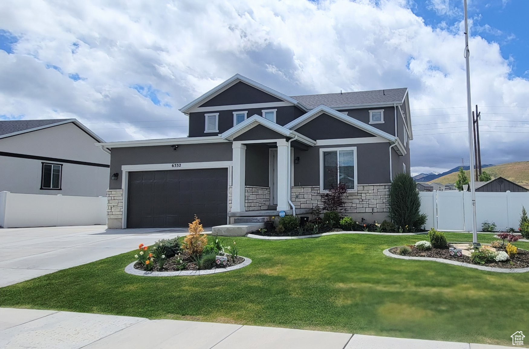 WOOD HOLLOW ESTATES - Residential