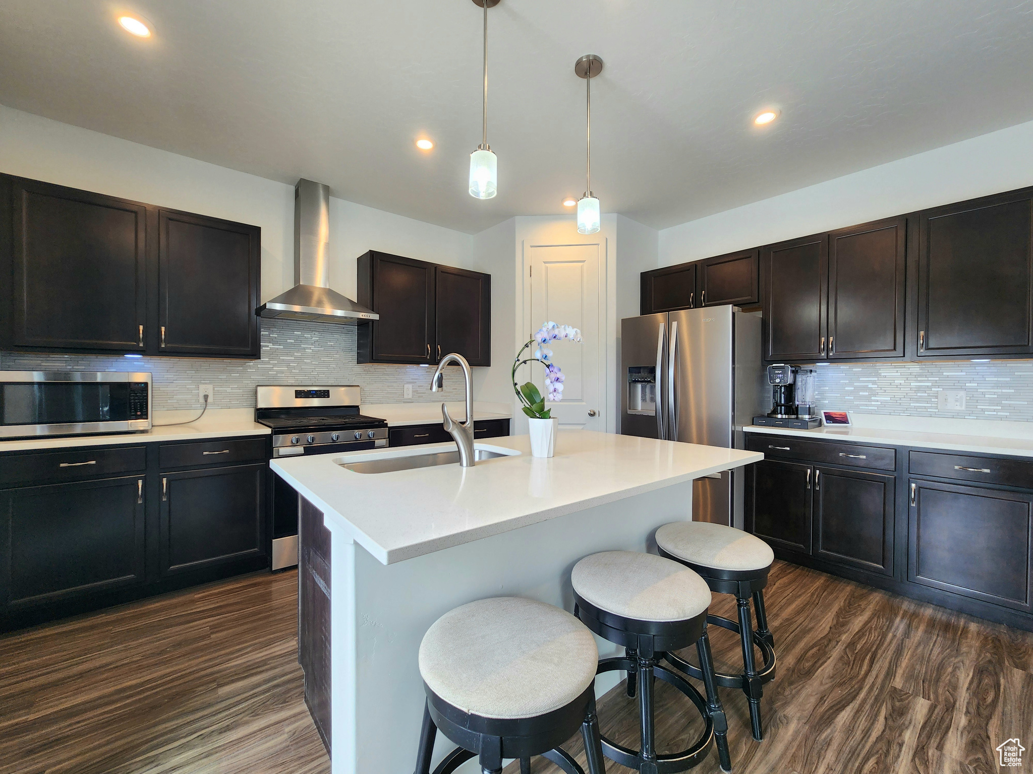 WOOD HOLLOW ESTATES - Residential